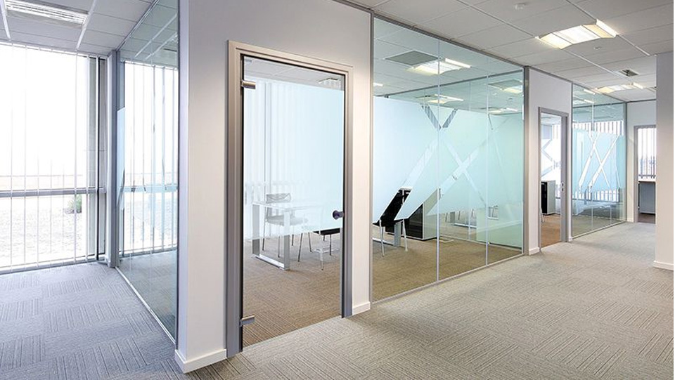 Kính cách âm Ứng dụng của kính cách âm